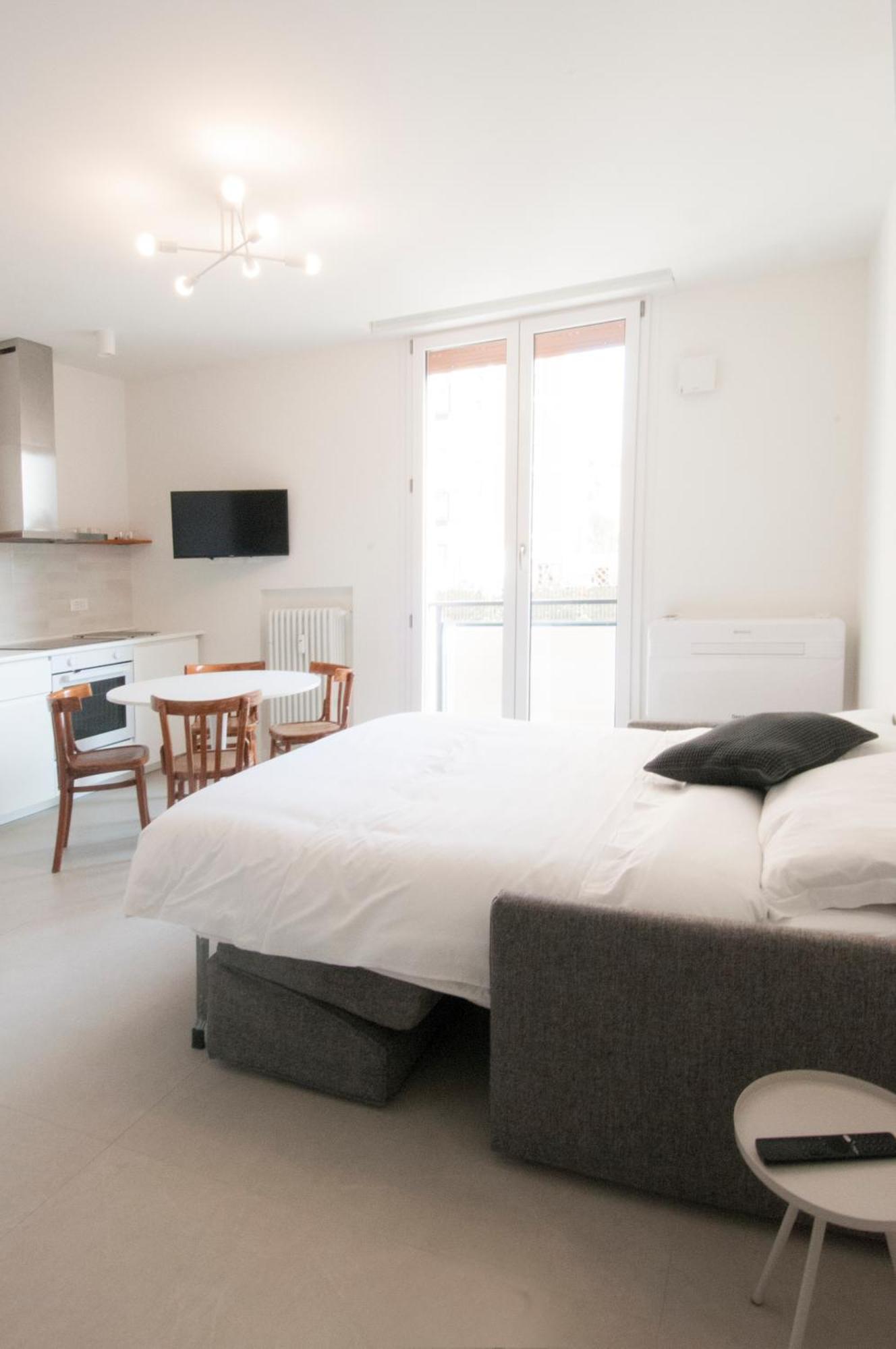 Brezza - Saffi Design Apartments - Ambrogiohost ボローニャ エクステリア 写真